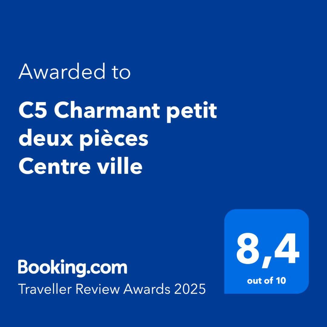 C5 Petit Deux Pieces Centre Apartment *
